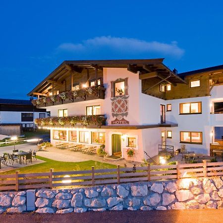 Landhotel Foehrenhof Елмау Екстериор снимка