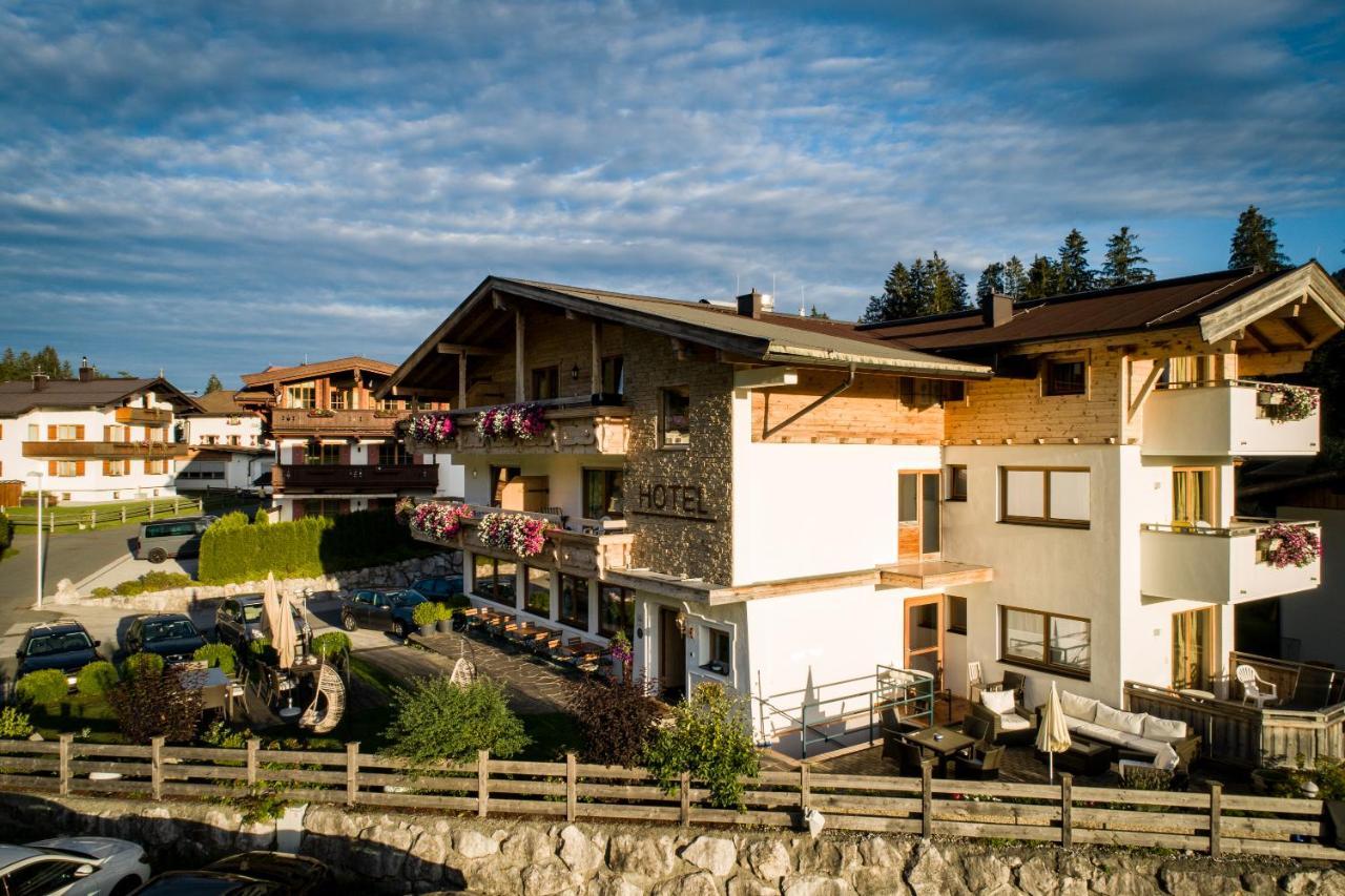 Landhotel Foehrenhof Елмау Екстериор снимка
