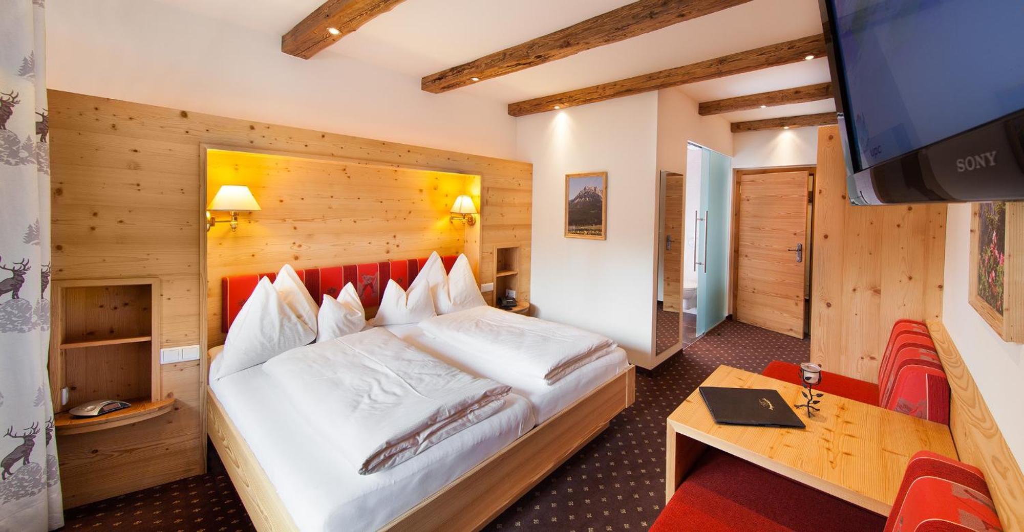 Landhotel Foehrenhof Елмау Екстериор снимка