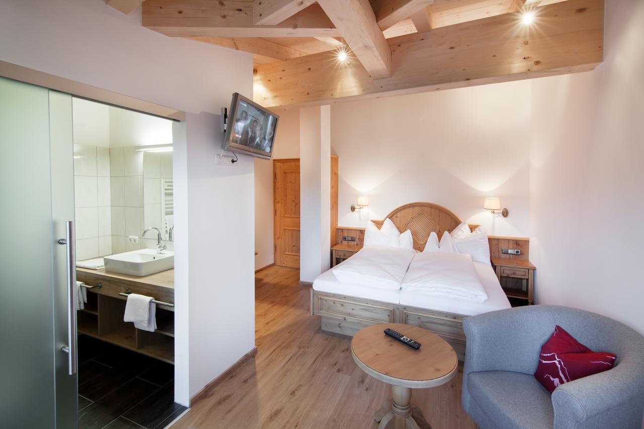 Landhotel Foehrenhof Елмау Екстериор снимка