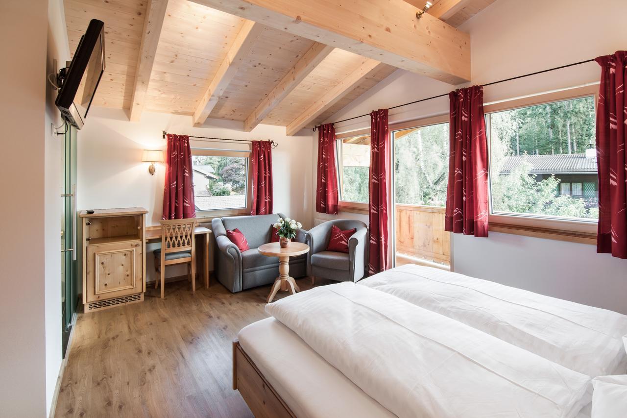 Landhotel Foehrenhof Елмау Екстериор снимка