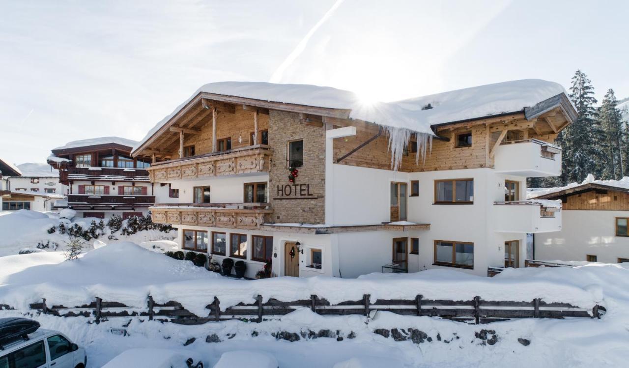 Landhotel Foehrenhof Елмау Екстериор снимка